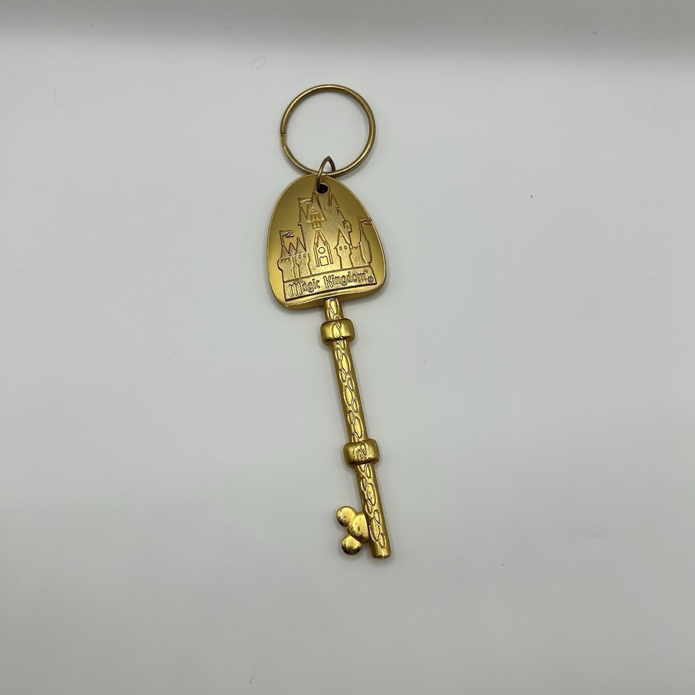 DISNEY WORLD Magic Kingdom Key to the Castle Large Gold Mickey Key Ring Solid 6"